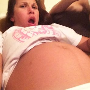 Mickie James nude pregnant