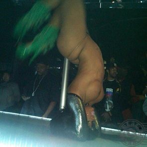 Blac Chyna nude striptease