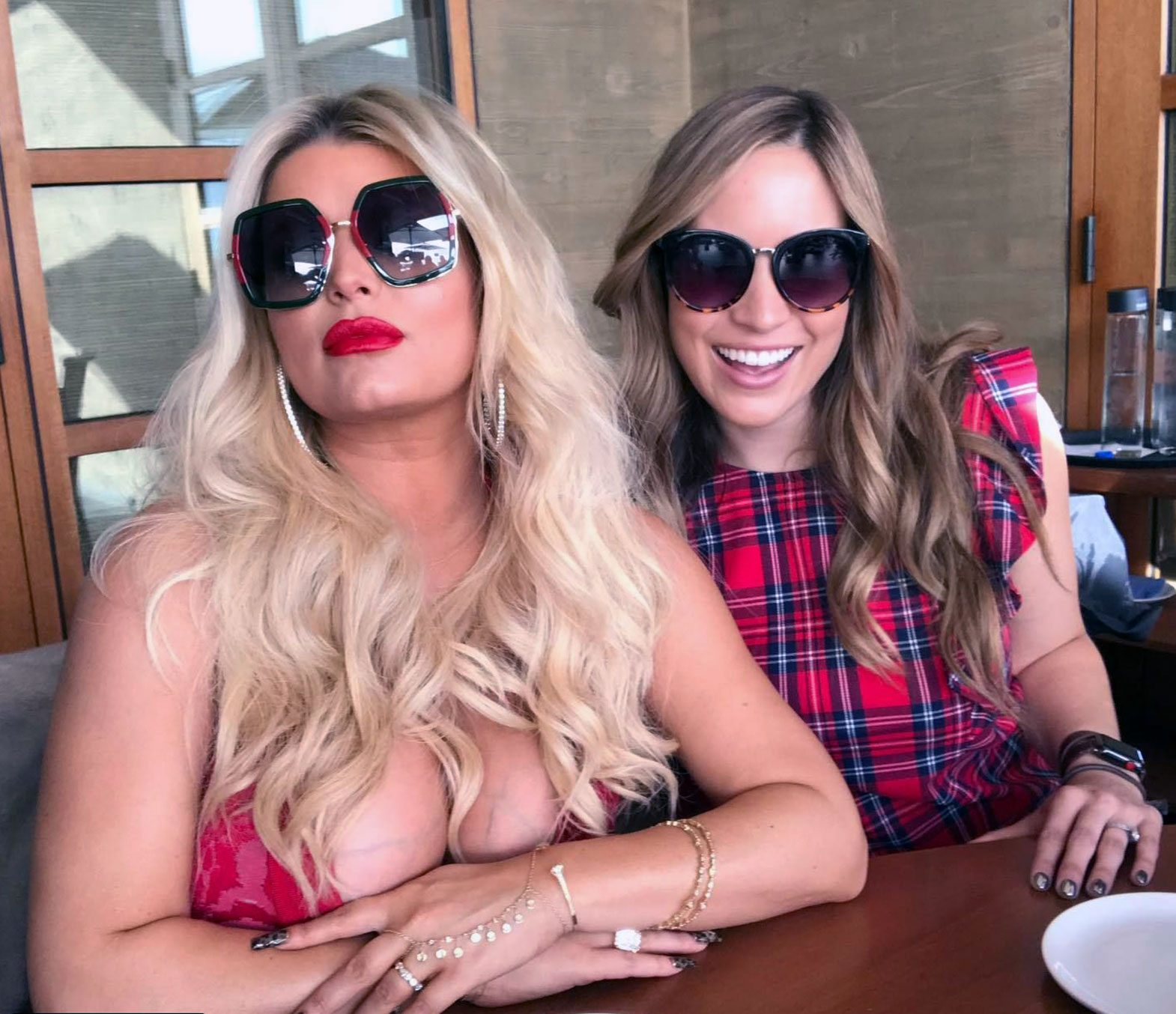 Jessica simpson huge tits